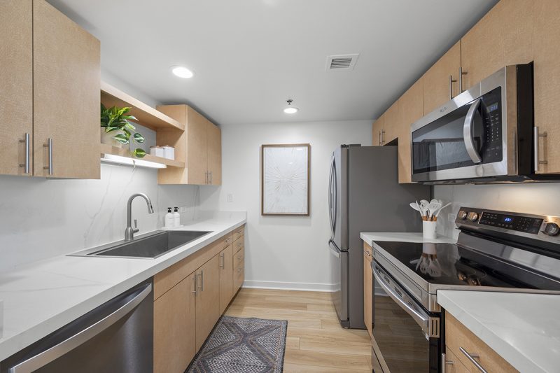 California Cool Condo in Little Italy- Kitchen