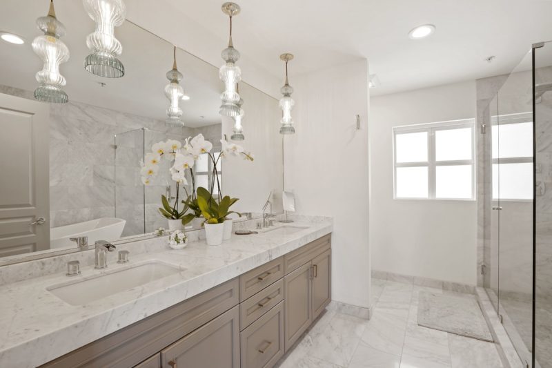 Expansive double-sink vanity in the master bathroom.